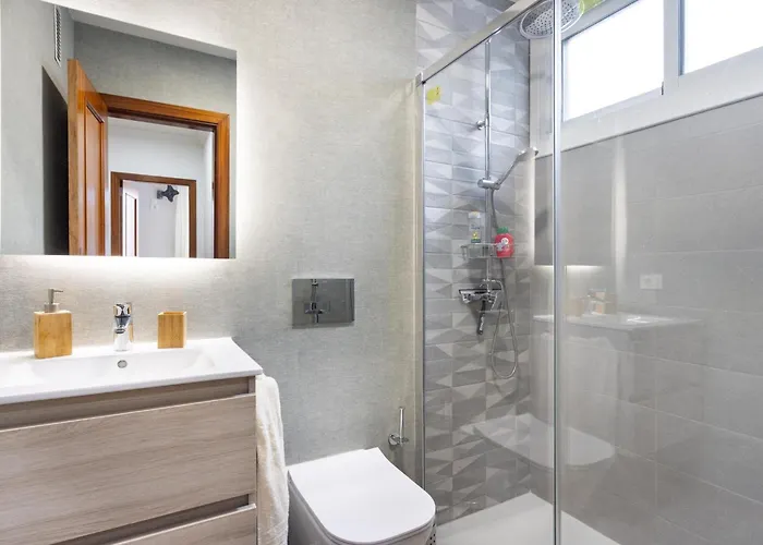 Ek Mateo Laguna Center